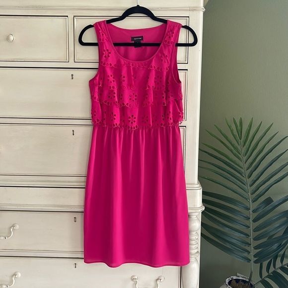 Spense Dresses & Skirts - Spense Pink sleeveless dress with bodice ruffle size 6